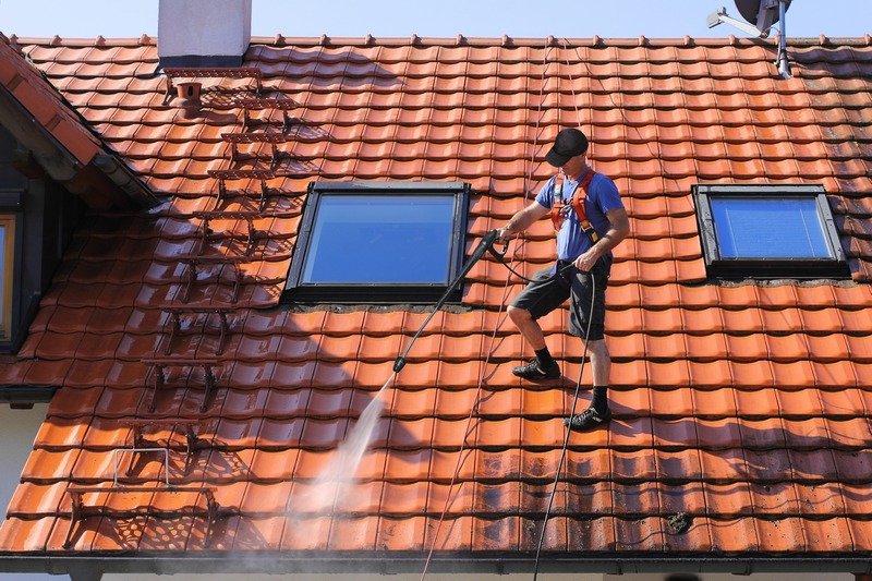 How Much Does Roof Cleaning Cost in the UK?